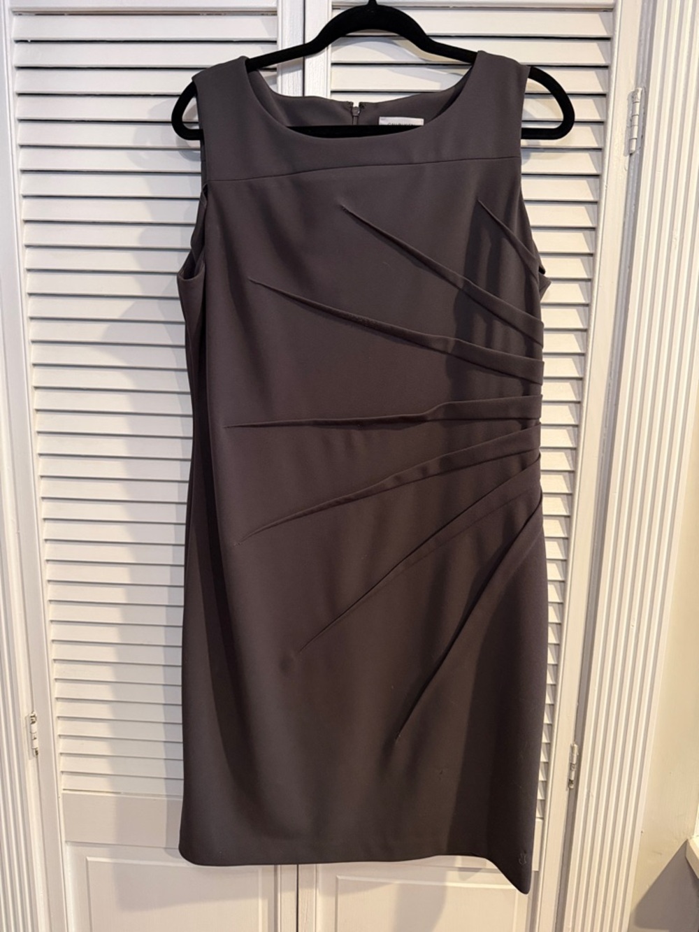 Calvin Klein Sleeveless Gray Sheath Dress with Pleated Front